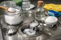 排水溝の詰まりを重曹とクエン酸で解消！正しい使い方と失敗しない掃除のコツ？